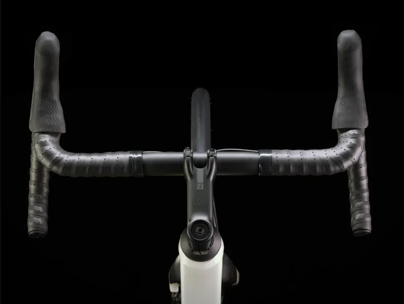 Trek Domane AL 4 Gen 4 Road Bike 2026 in Era White-5